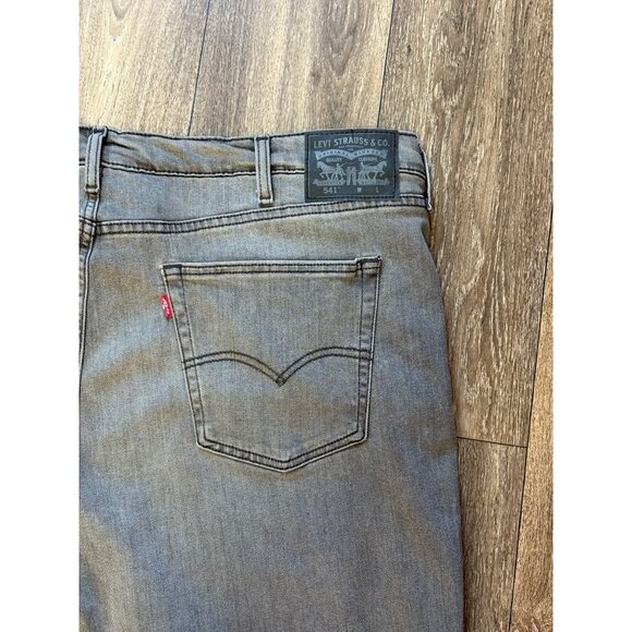 LEVI'S 541 MENS PLUS SIZE DENIM JEANS STRETCH TAPERED LEG GRAY SIZE 48X36 - Picture 9 of 12
